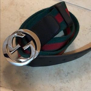 Men’s Gucci belt Black, green, and red